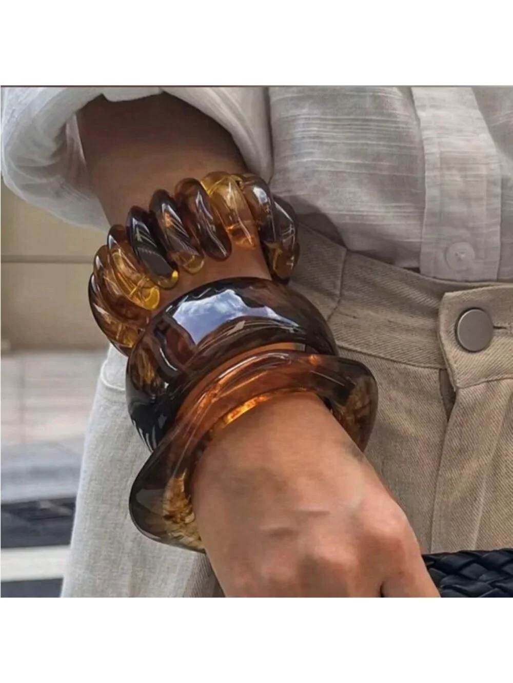 Brown Bangle Bracelet Q281